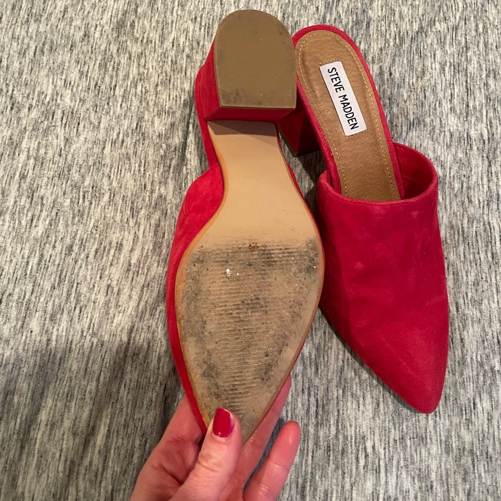 Steve Madden Block Heel Red Suede Slides 6.5 - image 2